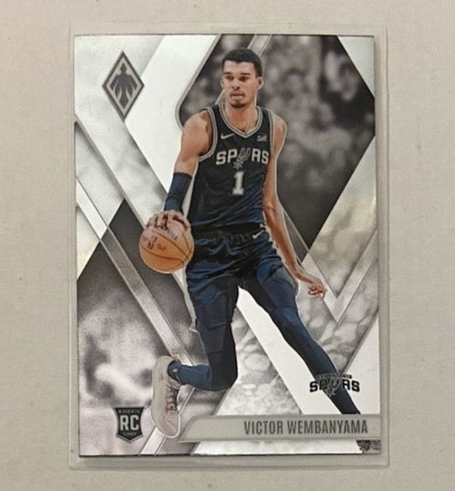 Victor Wembanyama 2023-24 Panini Phoenix Rookie Card #256 RC – Surface Scratches