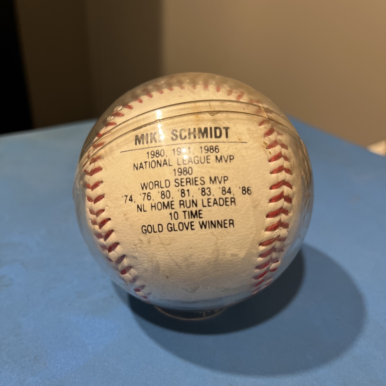 Philadelphia Phillies Mike Schmidt Baseball With Protector -no stand