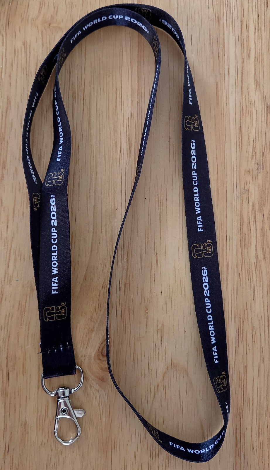 ⚽️FIFA World Cup 2026🏆Official Stadium Lanyard (18 Inches) Black/Gold NEW!