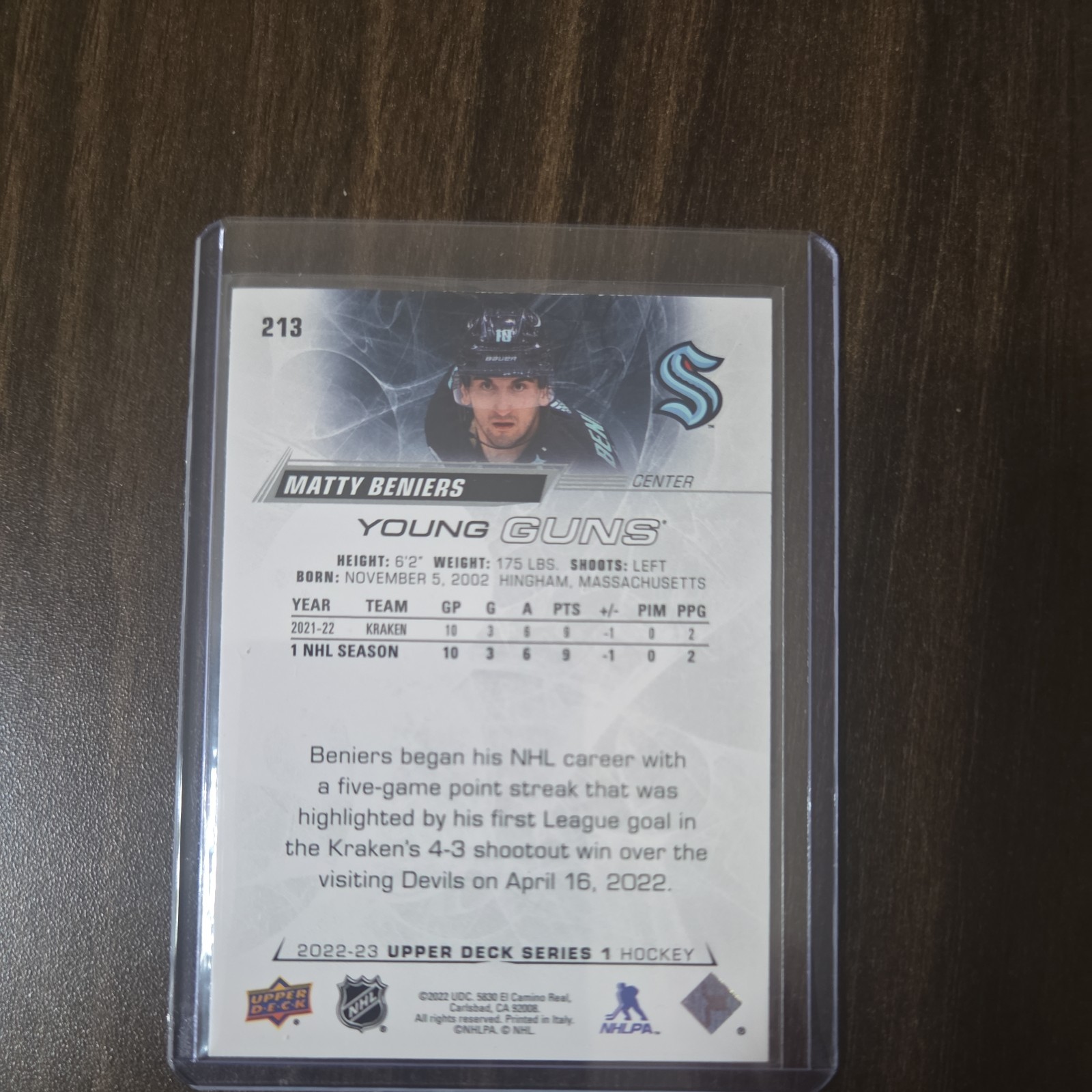 Matty Beniers KRAKEN 2022-23 Upper Deck Young Guns RC