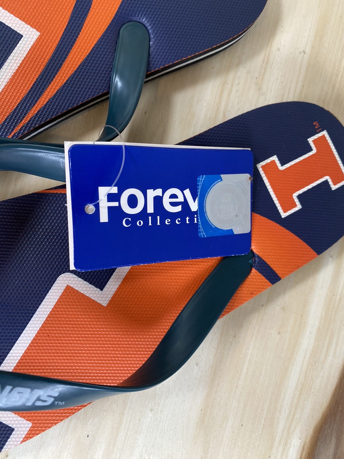 Illinois Fighting Illini NCAA Flip Flops Team Logo NWT Various Sizes Unisex