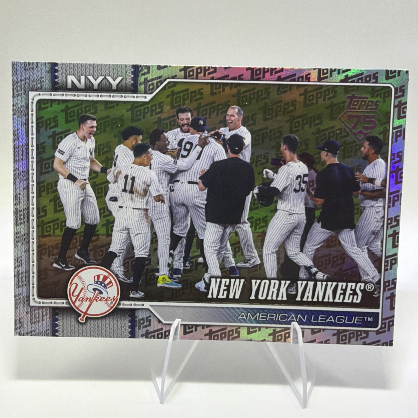 2026 Topps Series 2 New York Yankees #628 Topps Logo Foil SP