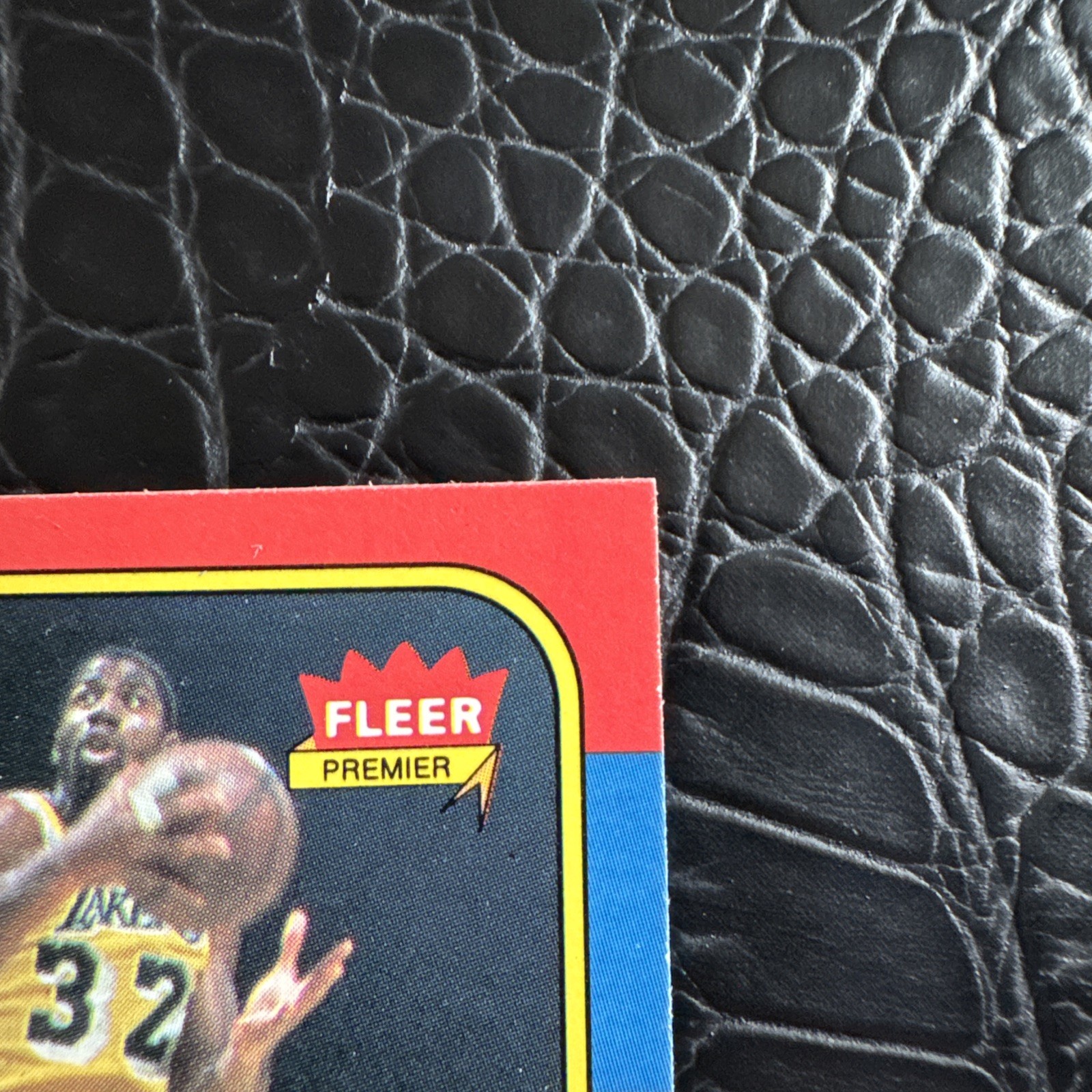 1986-87 Fleer – Magic Johnson #53 Very Sharp Corners/edges