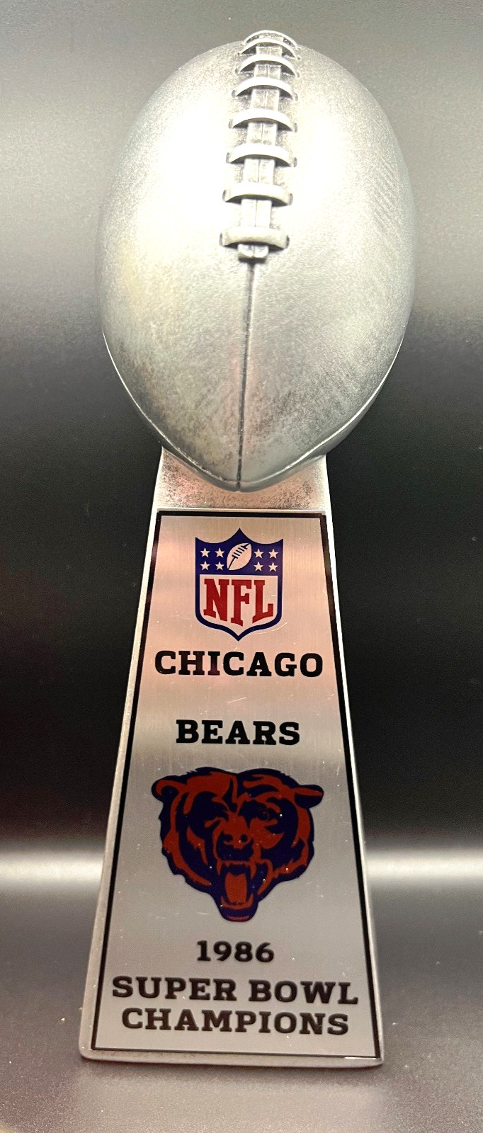 15″ CHICAGO BEARS SUPER BOWL TROPHY LOMBARDI STYLE SILVER TONE HVY RESIN