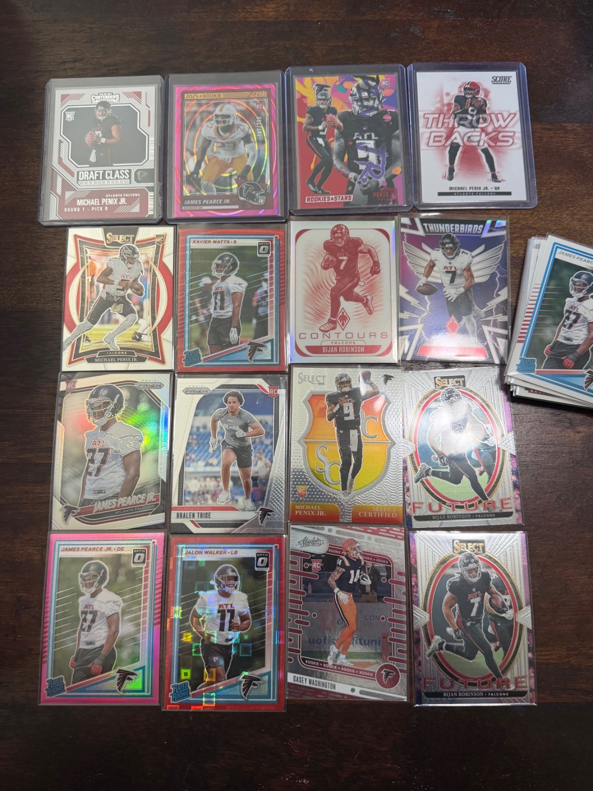 Atlanta Falcons Football Card Lot (34) Modern NFL Cards Mixed Players & Years