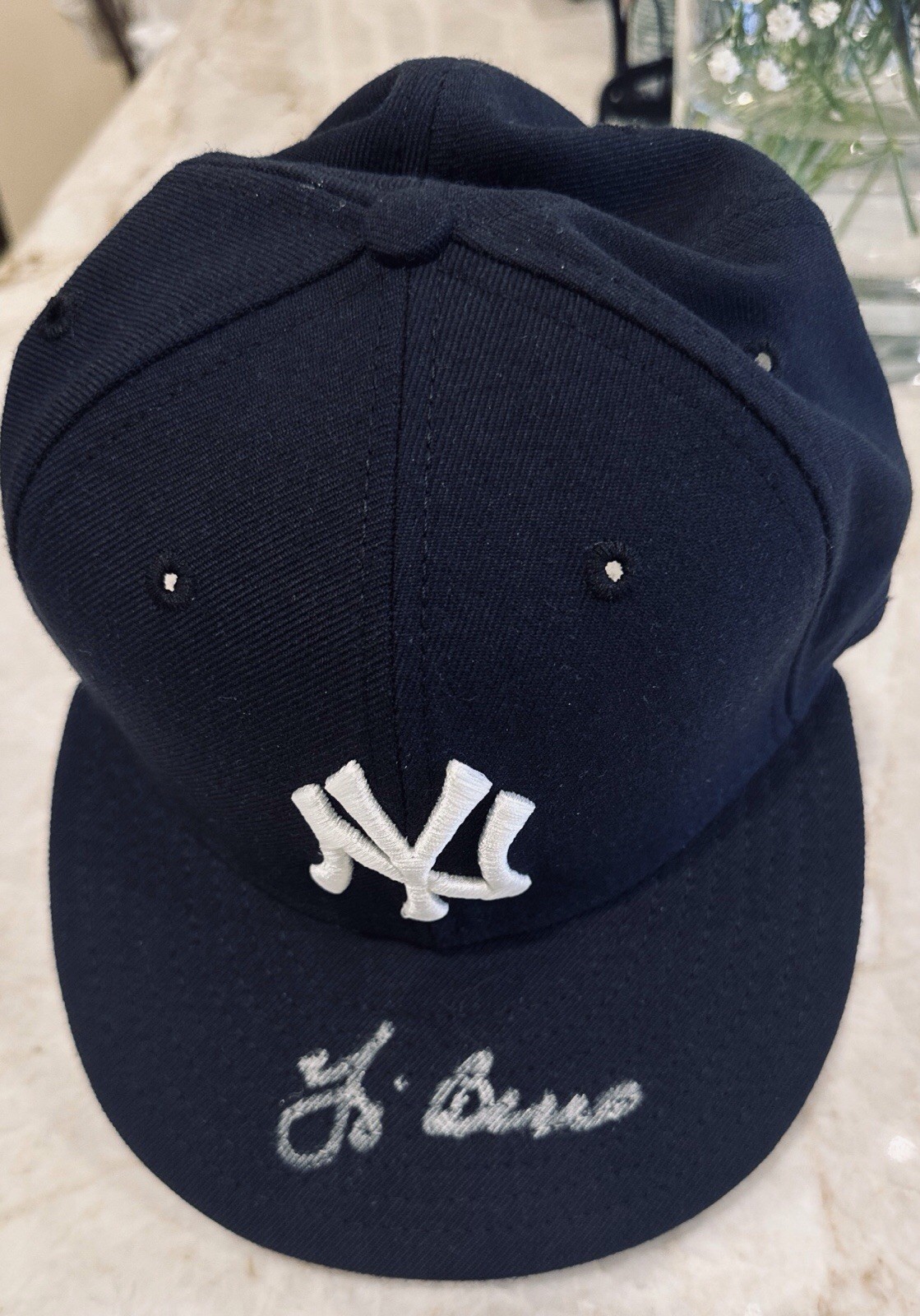 Yogi Berra Signed New York Yankees Baseball Hat/Cap – Original