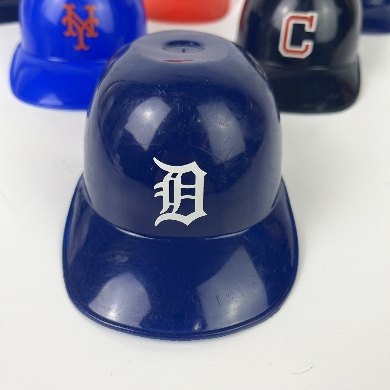 MLB Baseball Mini Helmets 8oz Ice Cream Bowls Collectable lot of 6 Cubs Dodgers