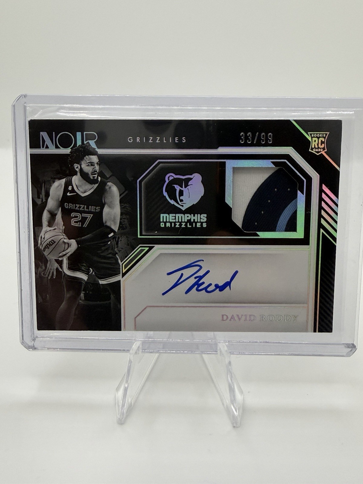 2022-23 Panini Noir – Rookie Patch Autographs Color David Roddy #376 /99