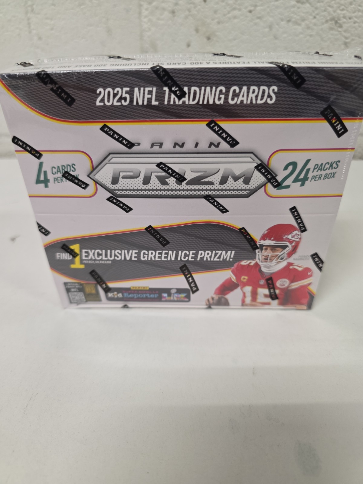 Factory Sealed Retail Box 2025 Panini Prizm NFL Football Cards FAST SHIP