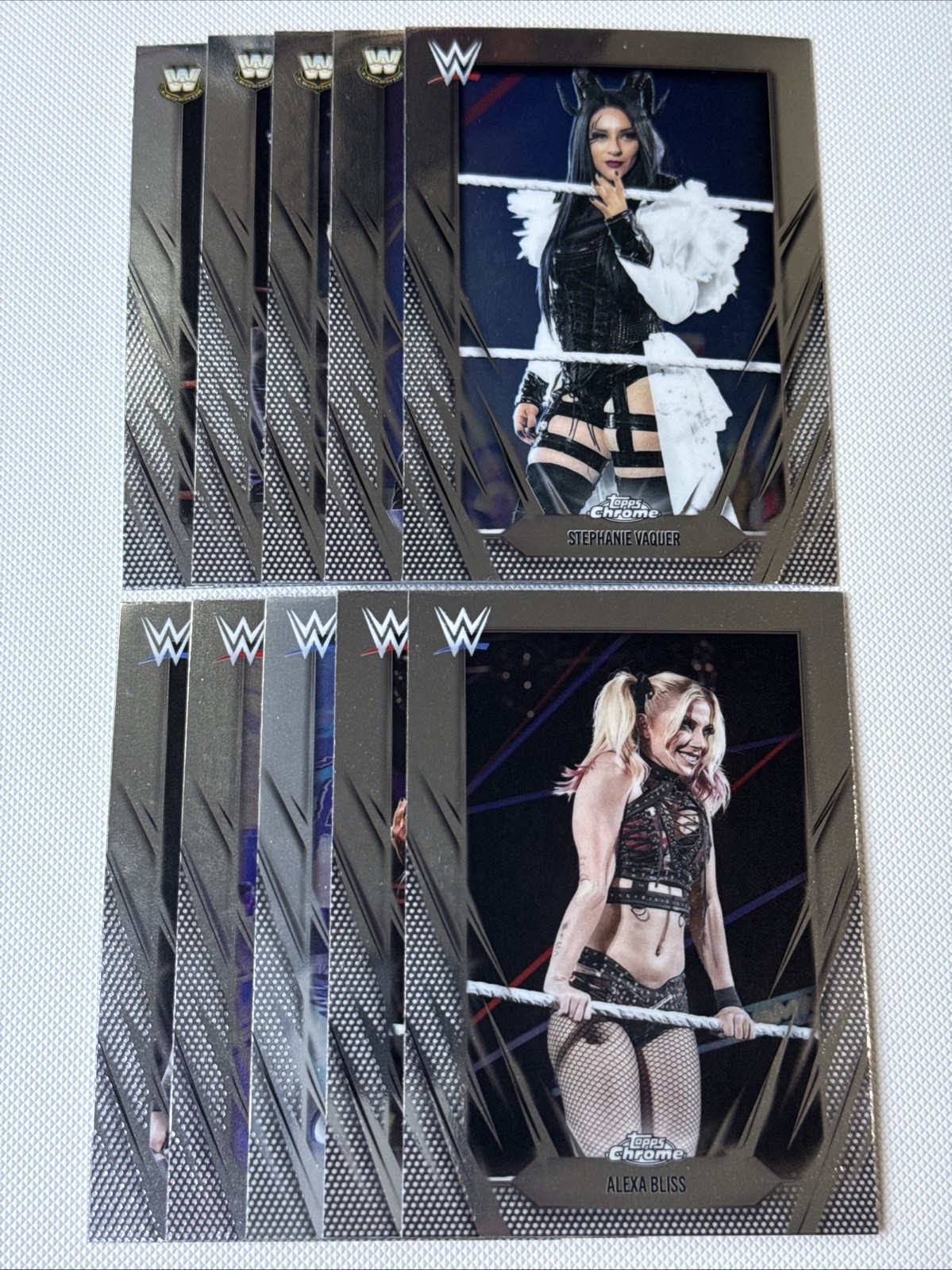2026 Topps Chrome WWE Wrestling Base Cards #1-200 You Pick/Choose! READ*