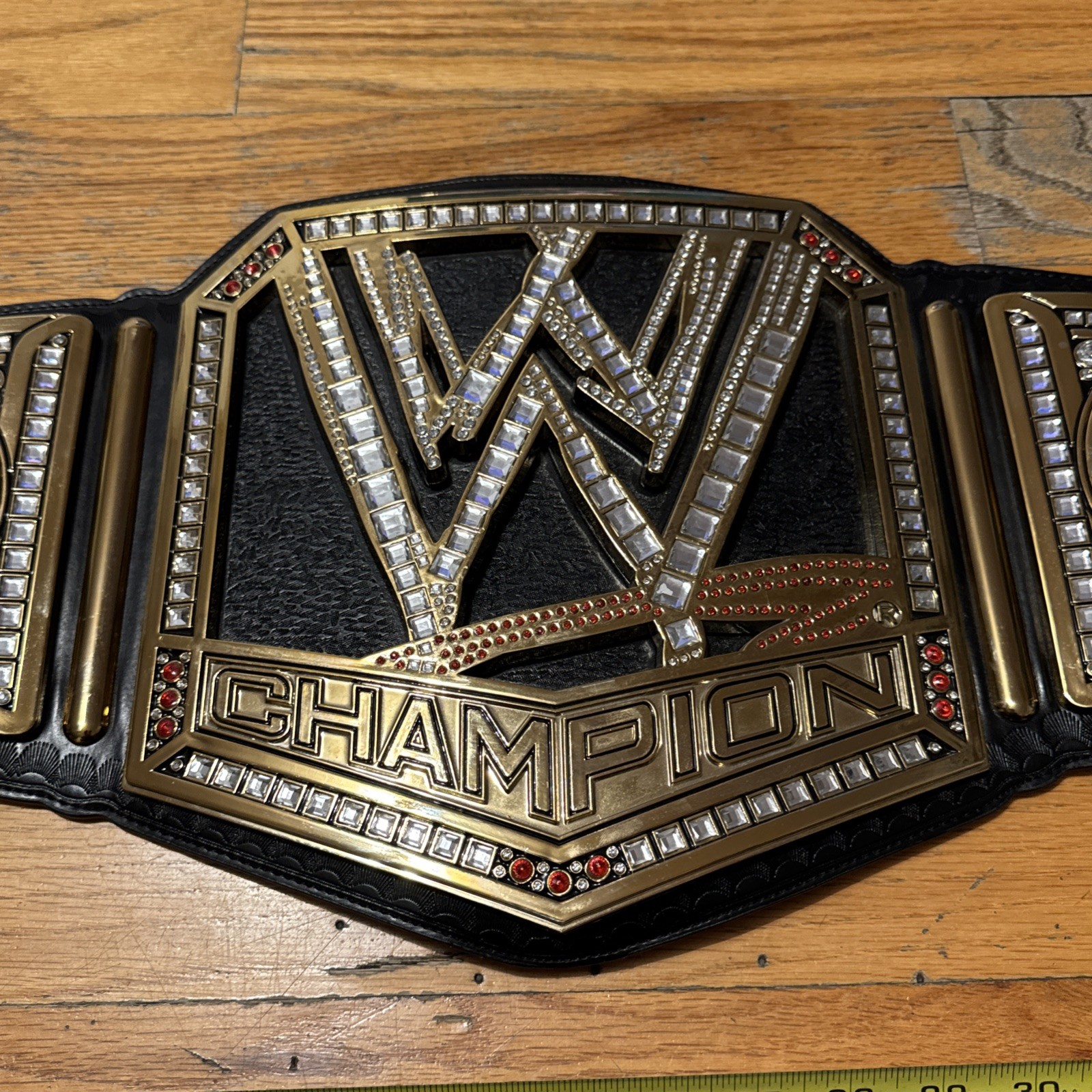WWE Scratch Logo 2013 replica commemorative belt FIGS V1