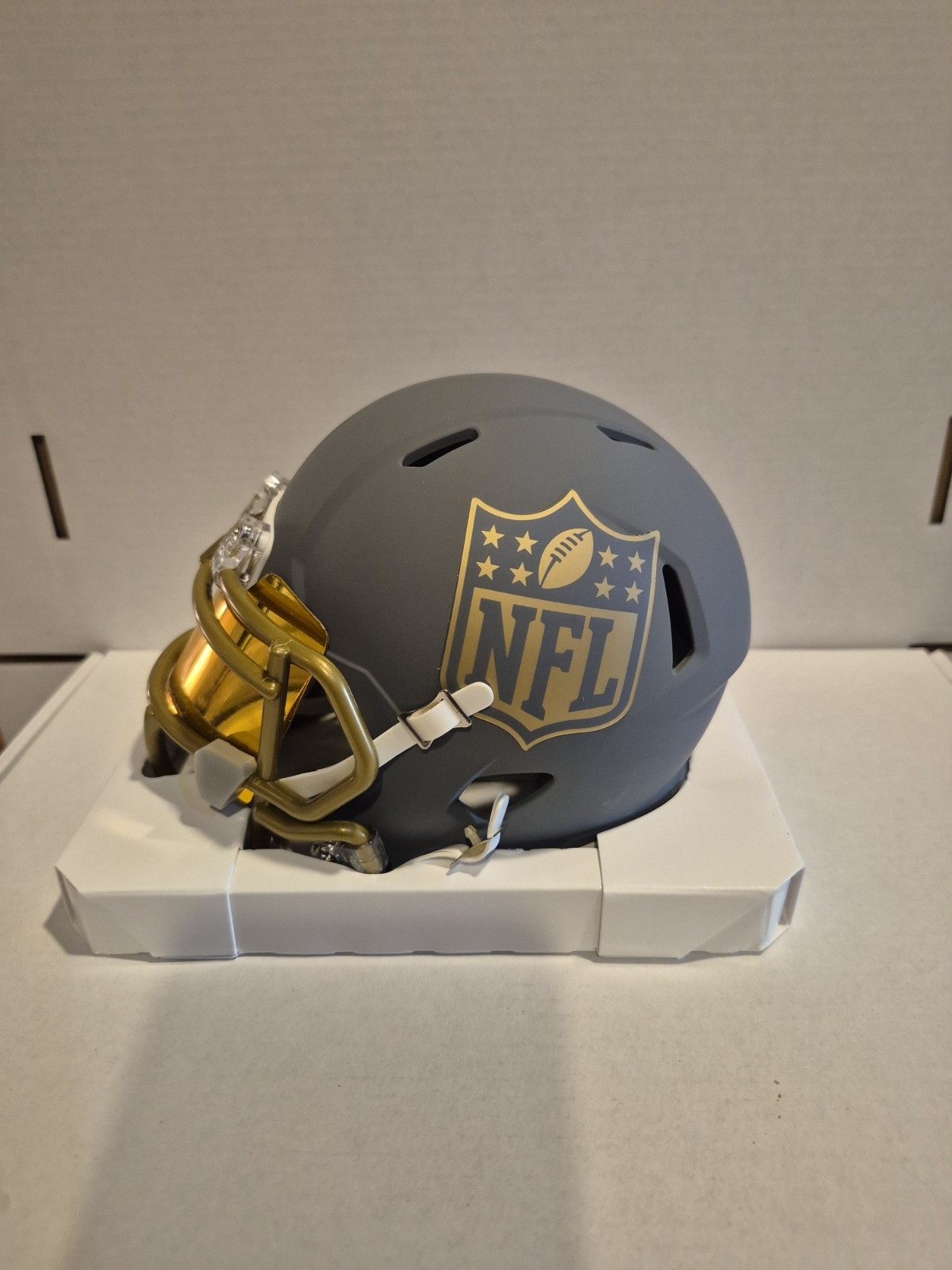 Kurt Warner Signed Slate Mini Helmet With NFL Shield And Gold Visor