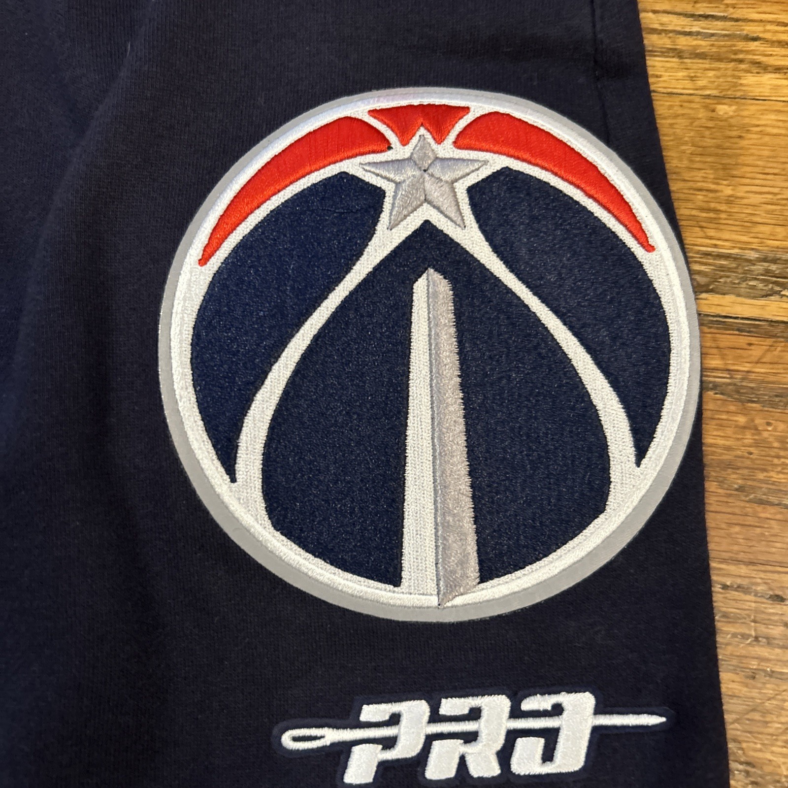 Pro Standard NBA Washington Wizards Basketball Logo Sweatpant Size Small