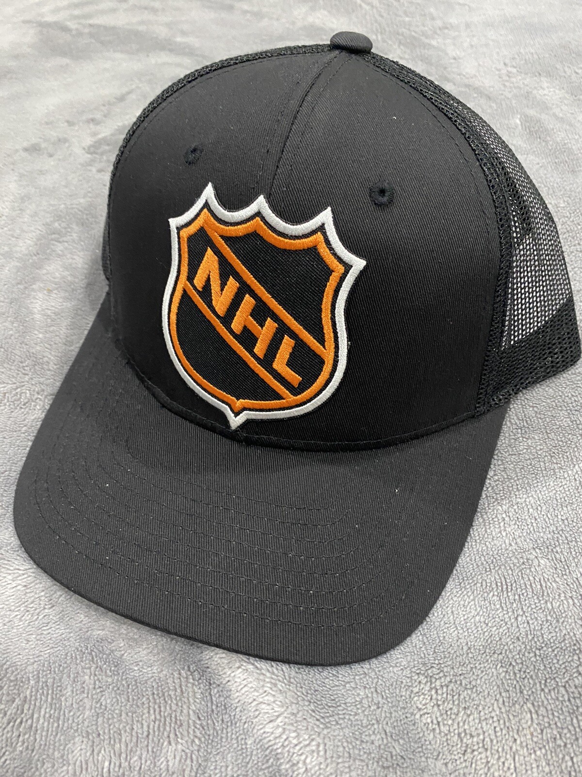 THROWBACK NHL NATIONAL HOCKEY LEAGUE SHIELD LOGO ADJUSTABLE HAT CAP BLACK NEW