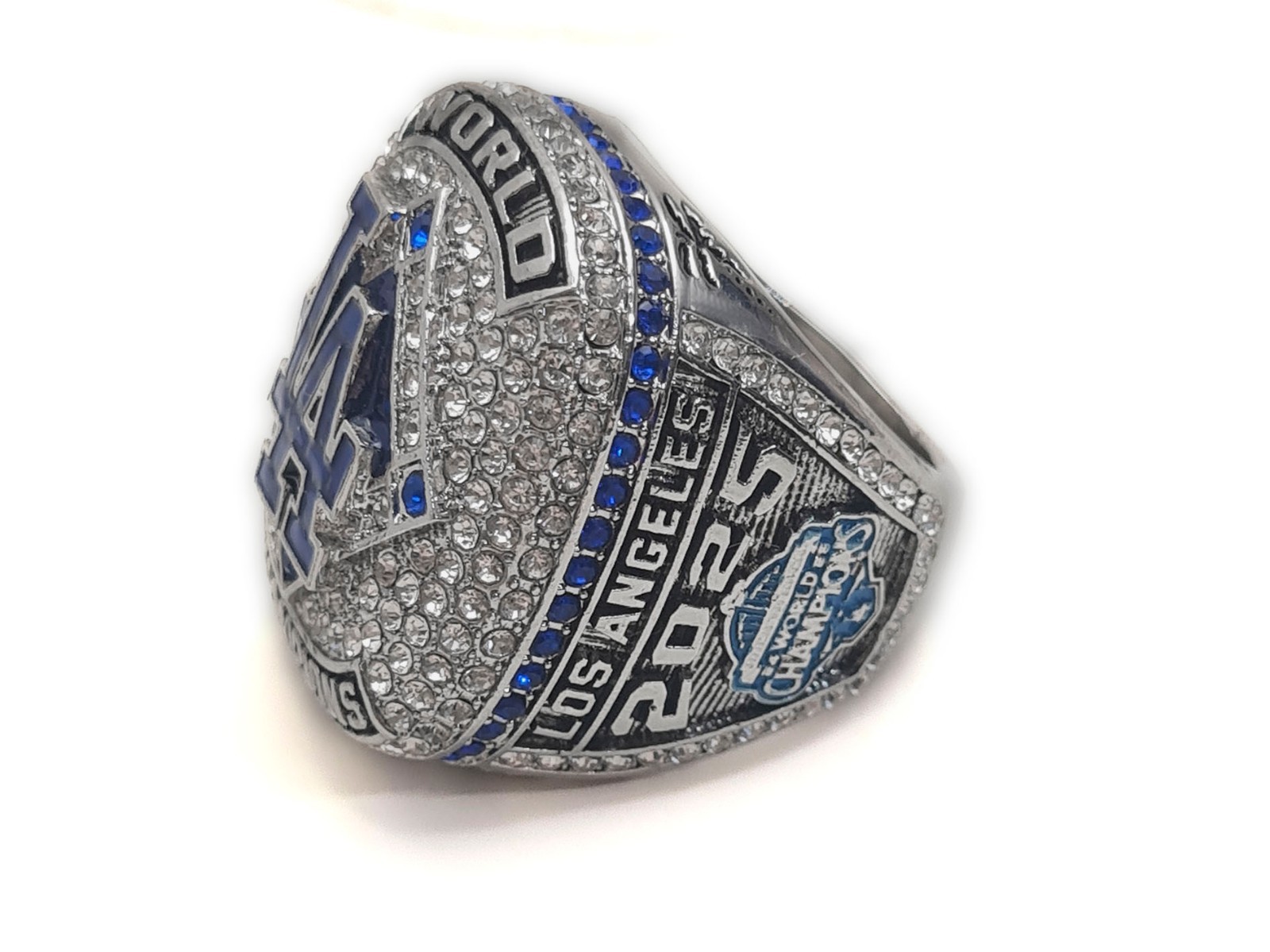 2025 LA Dodgers World Series Ring – OHTANI #17 – Fan Gift – MLB Replica Ring