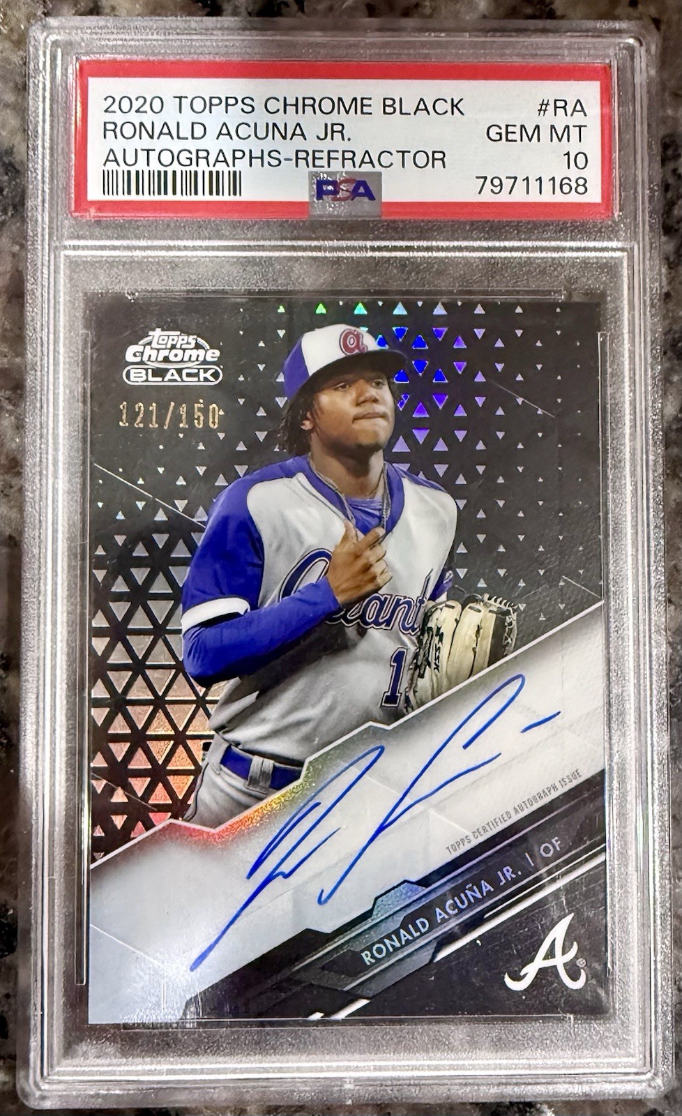2020 Topps Chrome Black -Autographs Ronald Acuña Jr. #CBA-RA Refractor /150 (AU)
