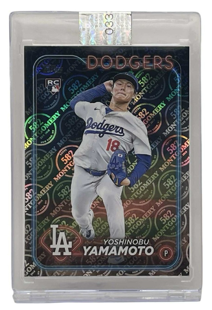 2024 Topps 582 Montgomery Club Exclusive Foil #553 Yoshinobu Yamamoto Rookie RC