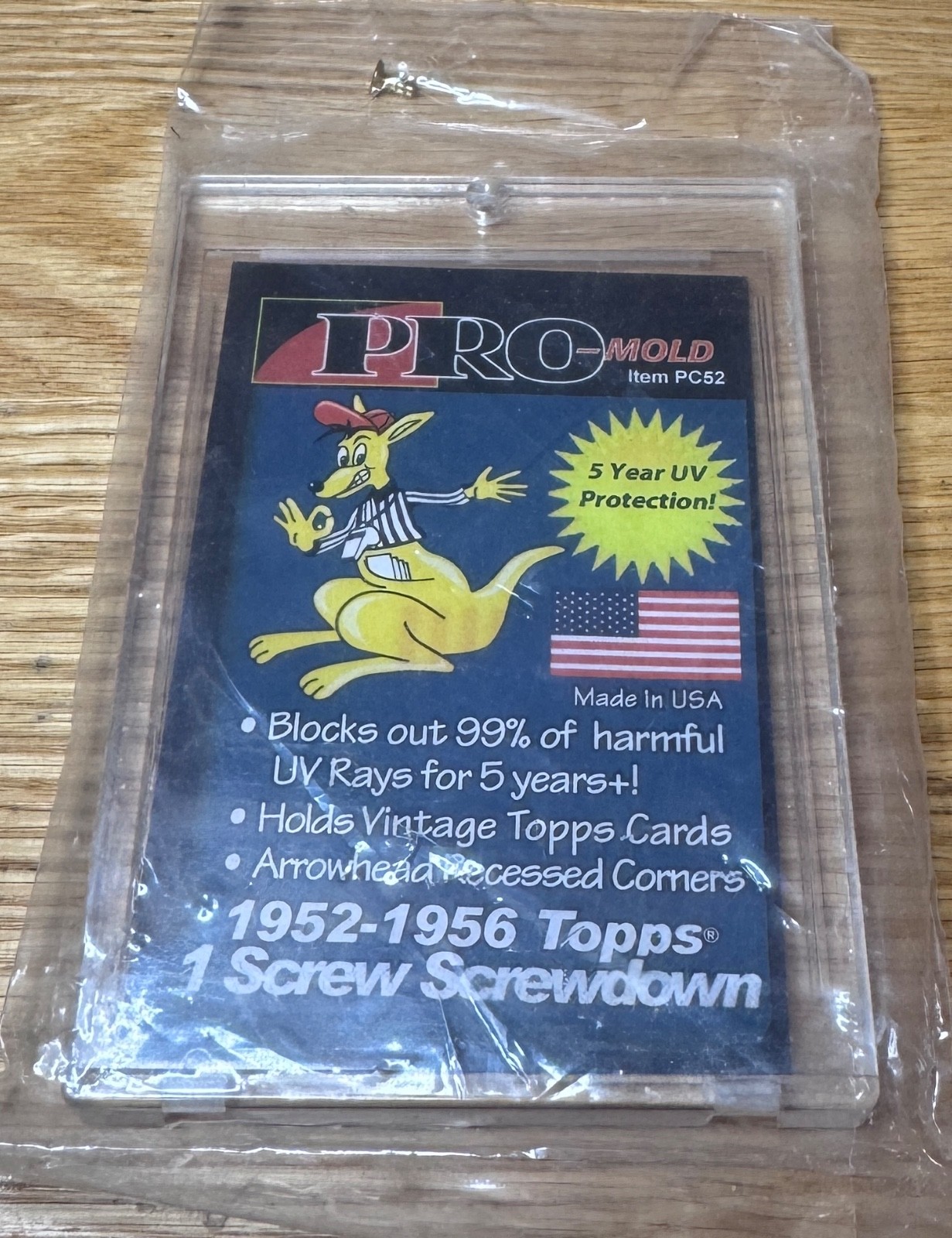 Pro Mold 1 Screw Screwdown Holder Protector Regular Card Size Arrow Corner 20 Pt