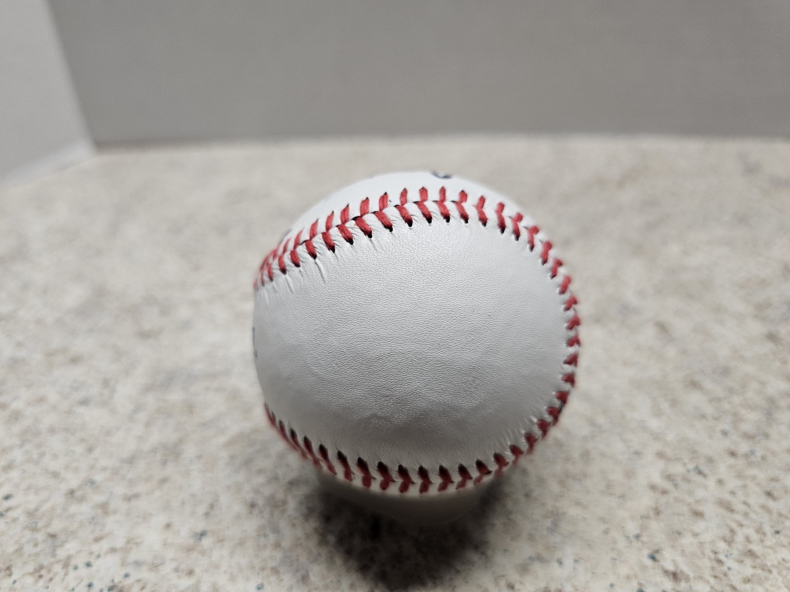 Altoona Curve? MiLB Unknown Autographed Baseball No COA In Case