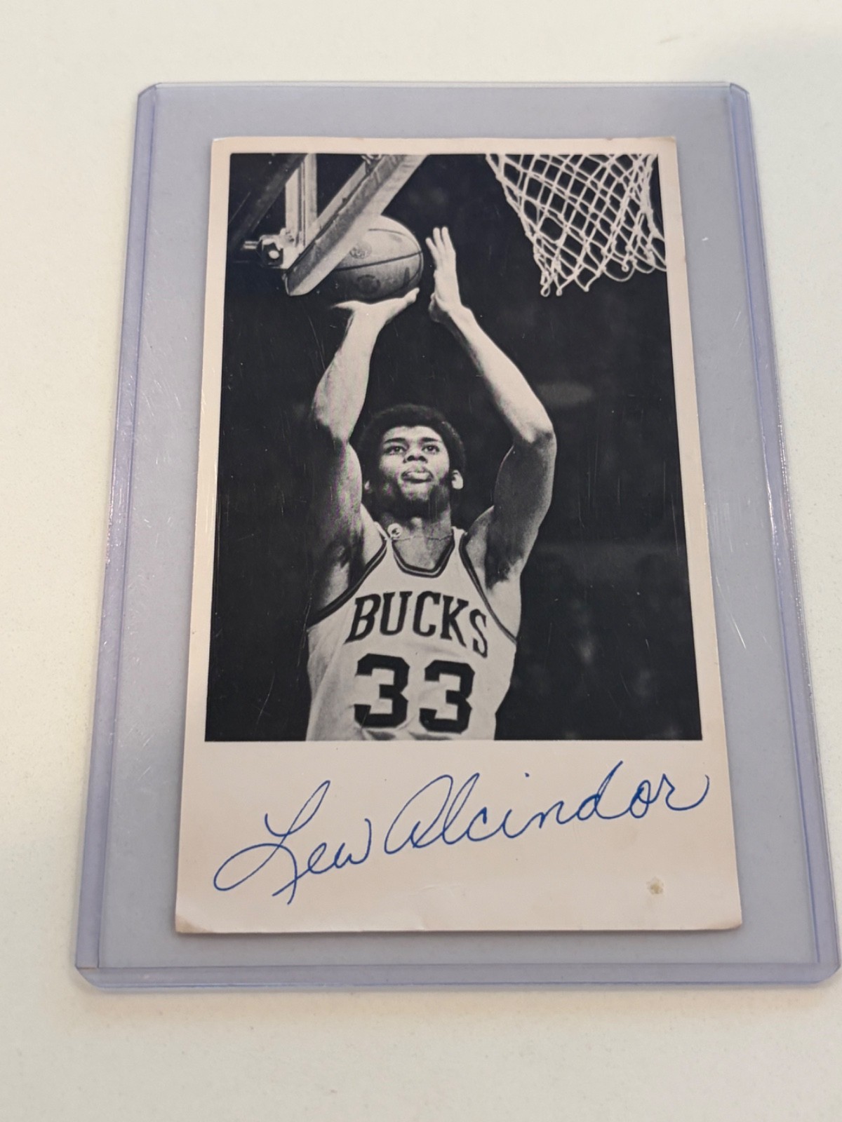 1971 BUCKS TEAM ISSUE KAREEM ABDUL JABBAR w/FAUX LEW ALCINDOR AUTO NBA! RARE!