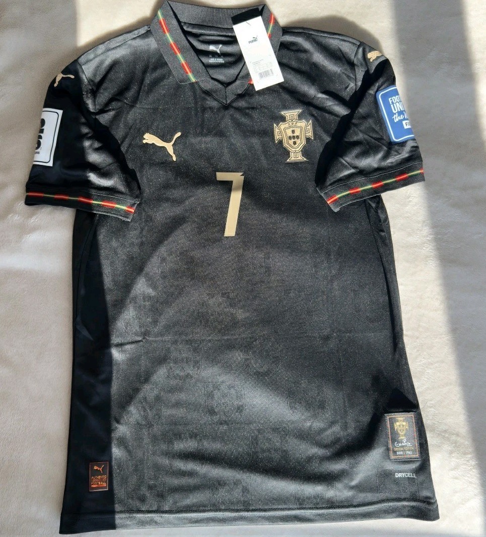 Cristiano Ronaldo New Jersey CR#7 black Portugal 25–26 Players Version Size XL