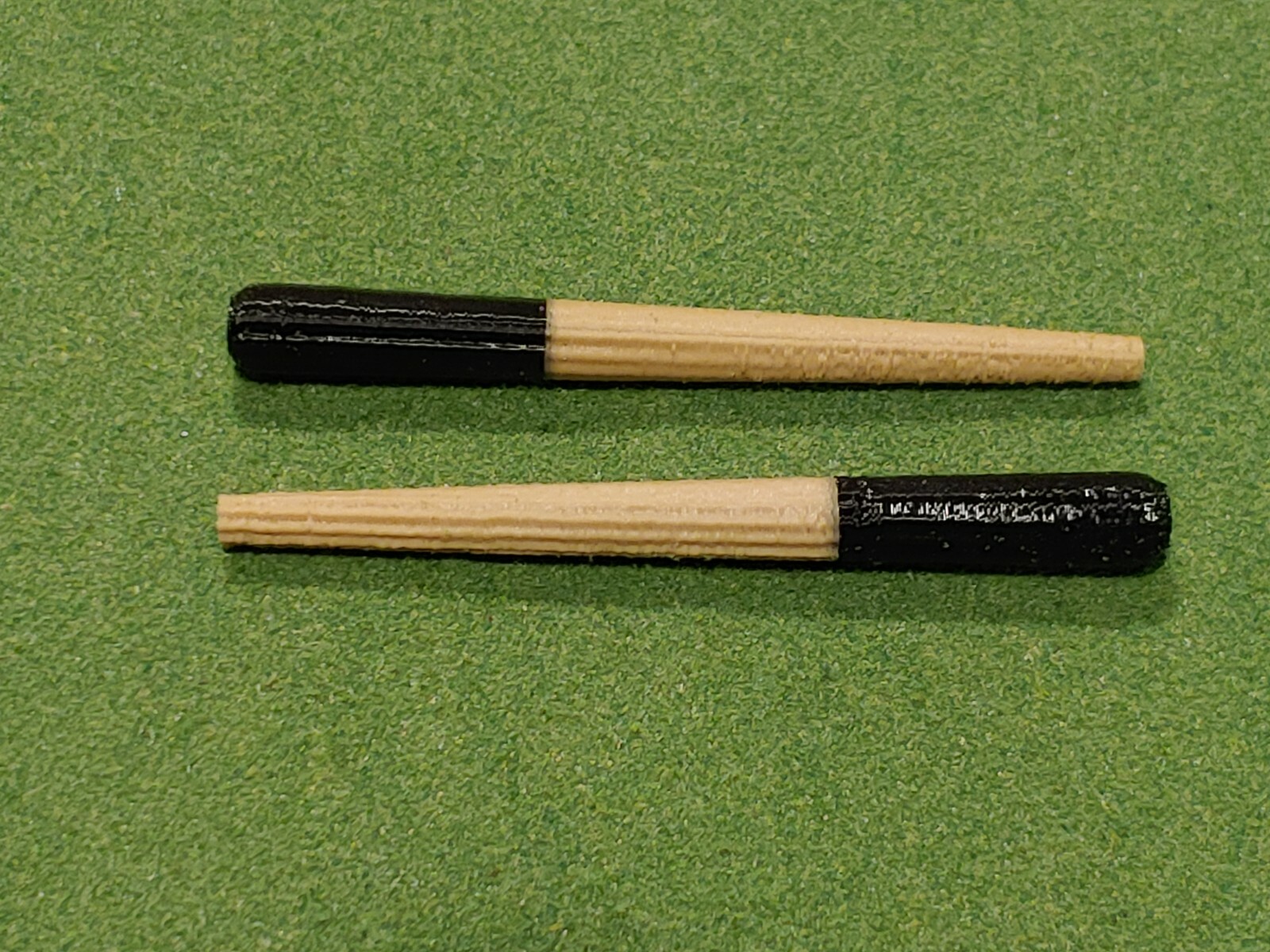 2 Baseball Bats for Bobbleheads – Various Colors