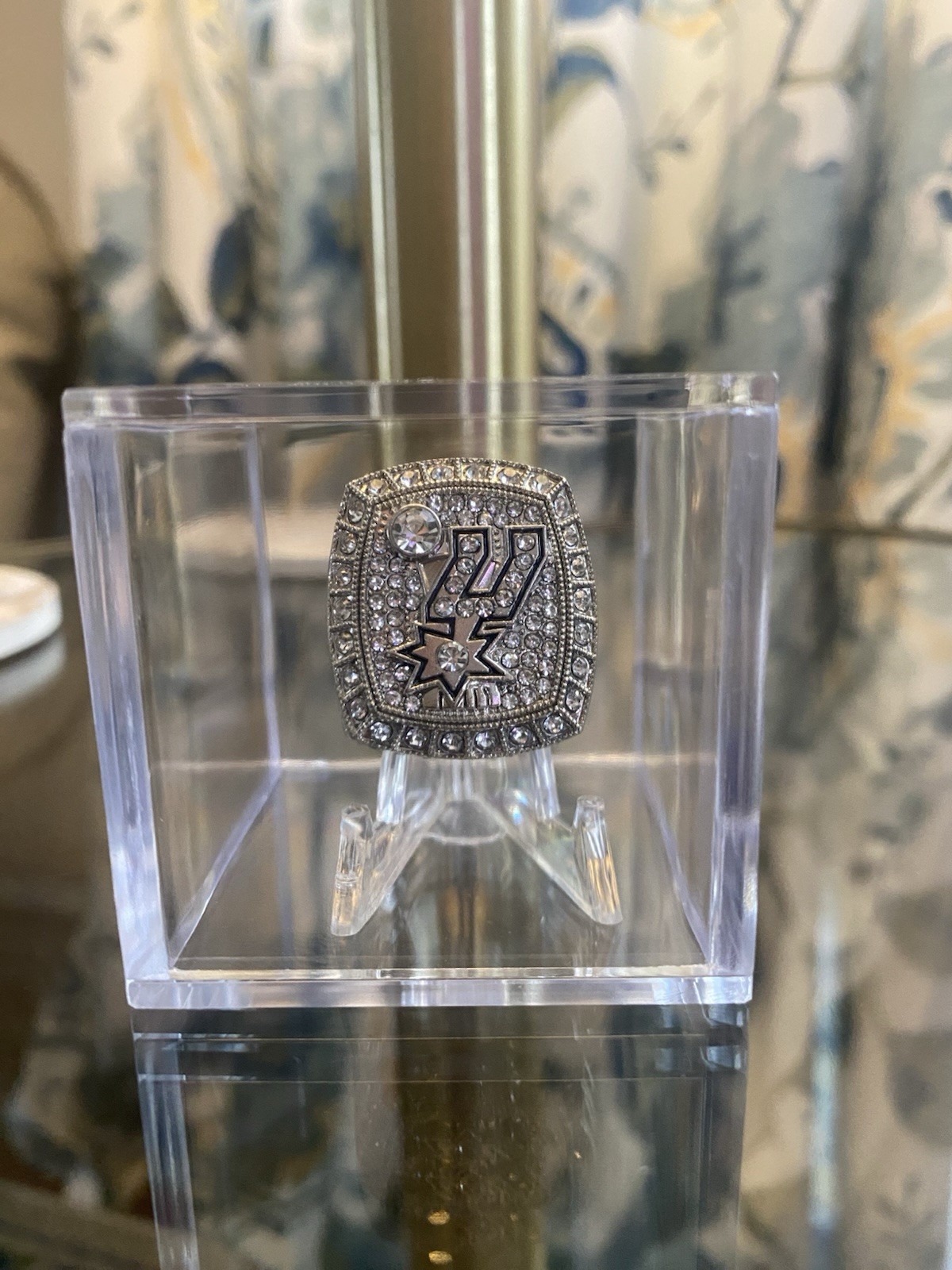 Tim Duncan 2014 San Antonio Spurs Championship Ring With Showcase Cube