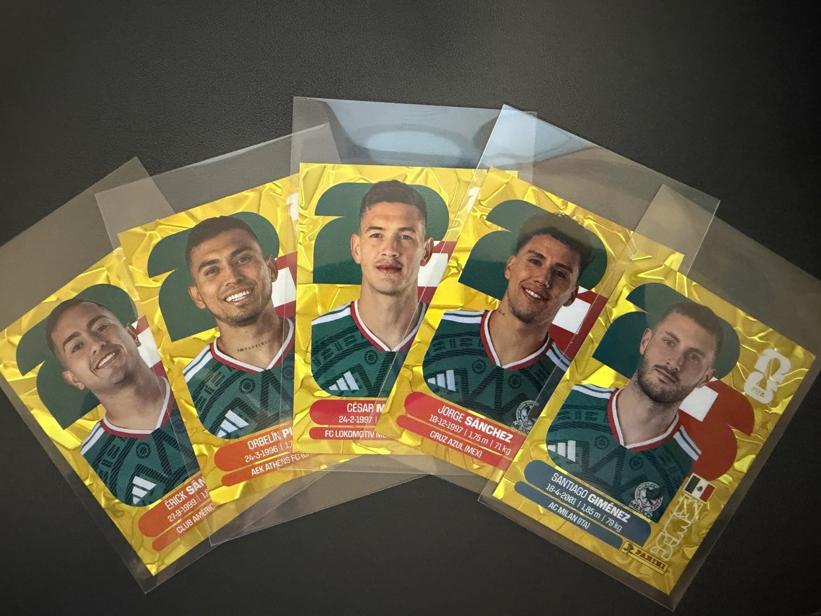1. 2026 PANINI WORLD CUP Gold Crumple Stickers USA/Canada – Pick Your Player
