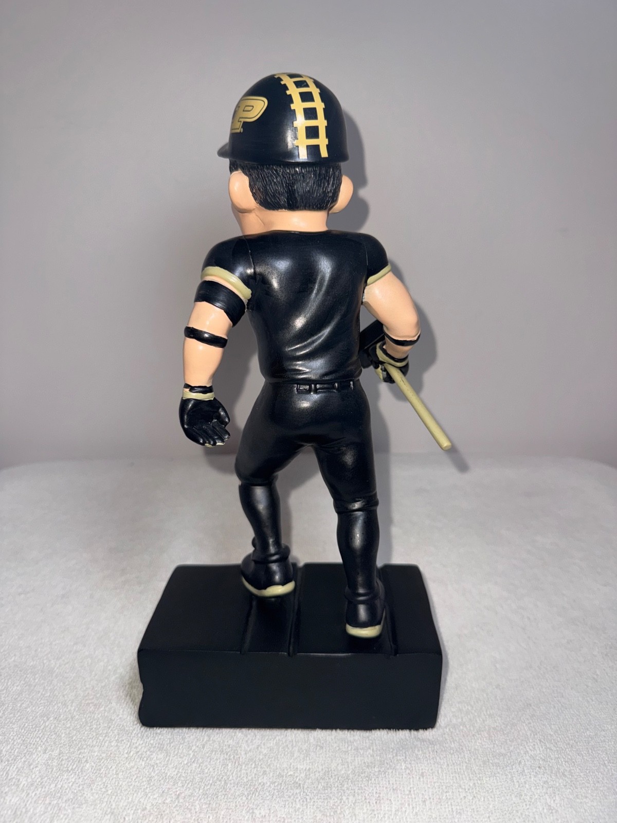 Purdue University Boilermakers Ceramic Resin Statue Mascot Purdue Pete Rare 12″