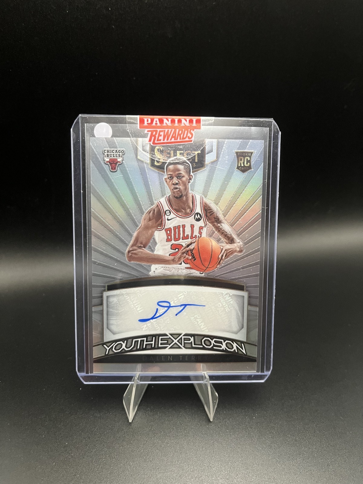 2022-23 Panini Select – Youth Explosion Signatures Dalen Terry #YES-DLT (AU, RC)