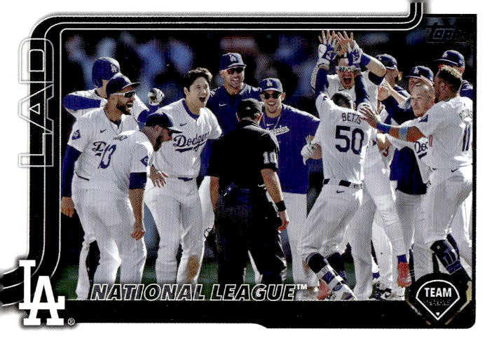 Los Angeles Dodgers 2025 Topps (Series One) – #302 – Los Angeles Dodgers