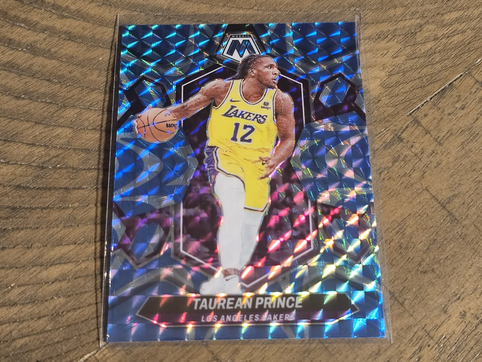 2023-2024 Panini Mosaic #196 Taurean Prince Reactive Blue Prizm Nmmt