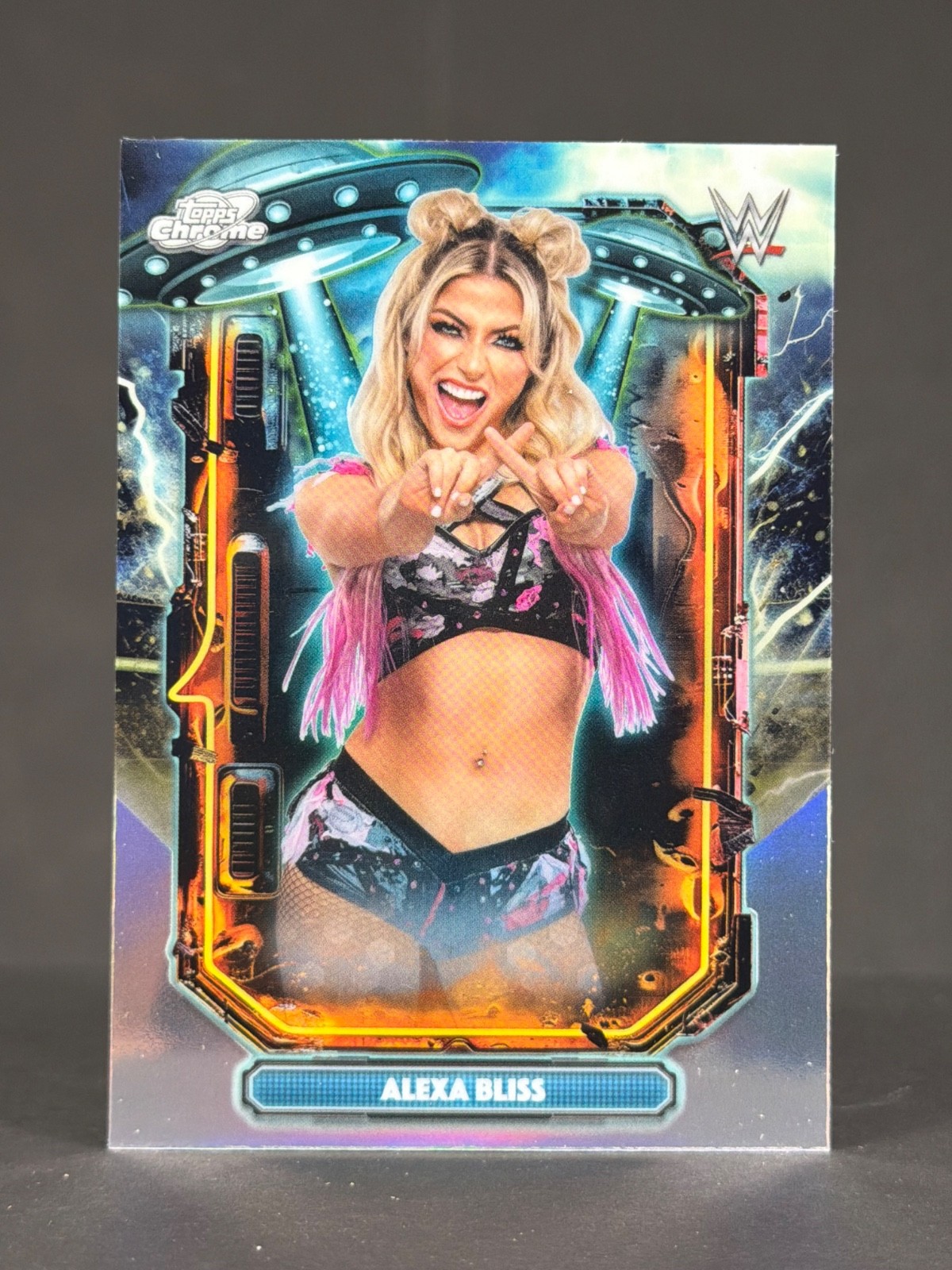 Alexa Bliss 2026 Topps Cosmic Chrome WWE Extraterrestrial Refractor #ET-8