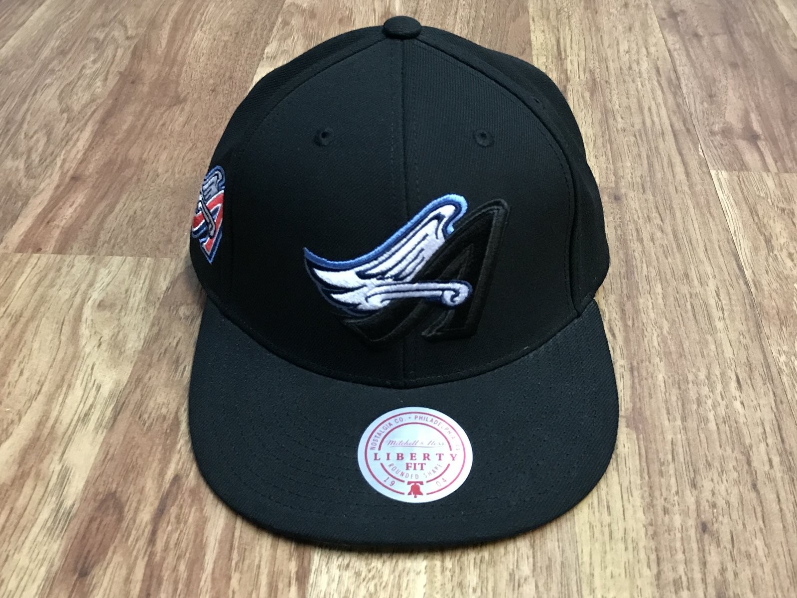 MENS OSFA – NEW Mitchell & Ness MLB Anaheim Angels Throwback Snapback Cap Hat
