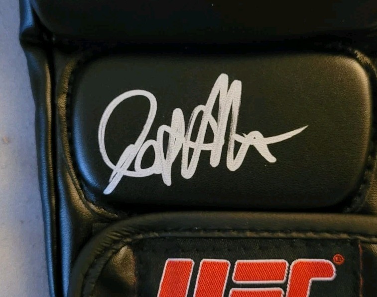Patchy Mix signed autographed UFC MMA fight glove Beckett BAS COA #BS31480