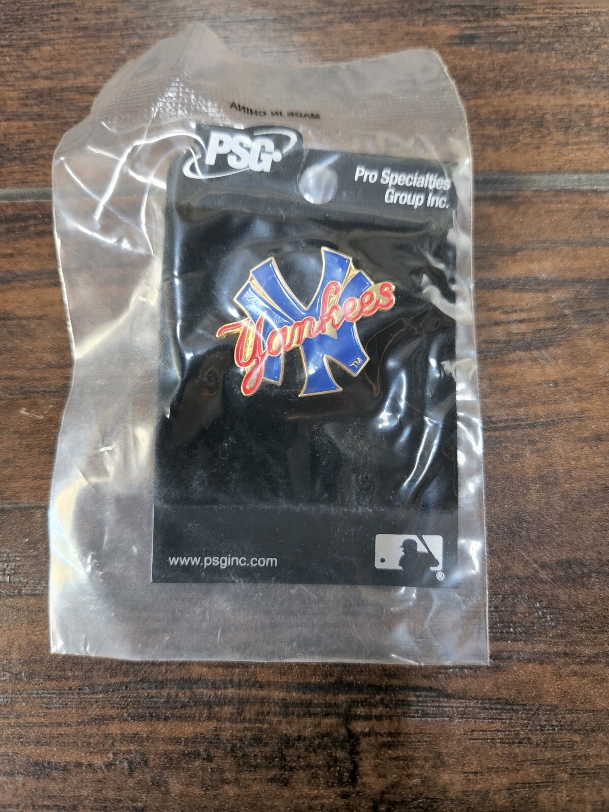 New York Yankees MLB NY Team Logo Baseball Shirt/Hat Lapel Pin – new