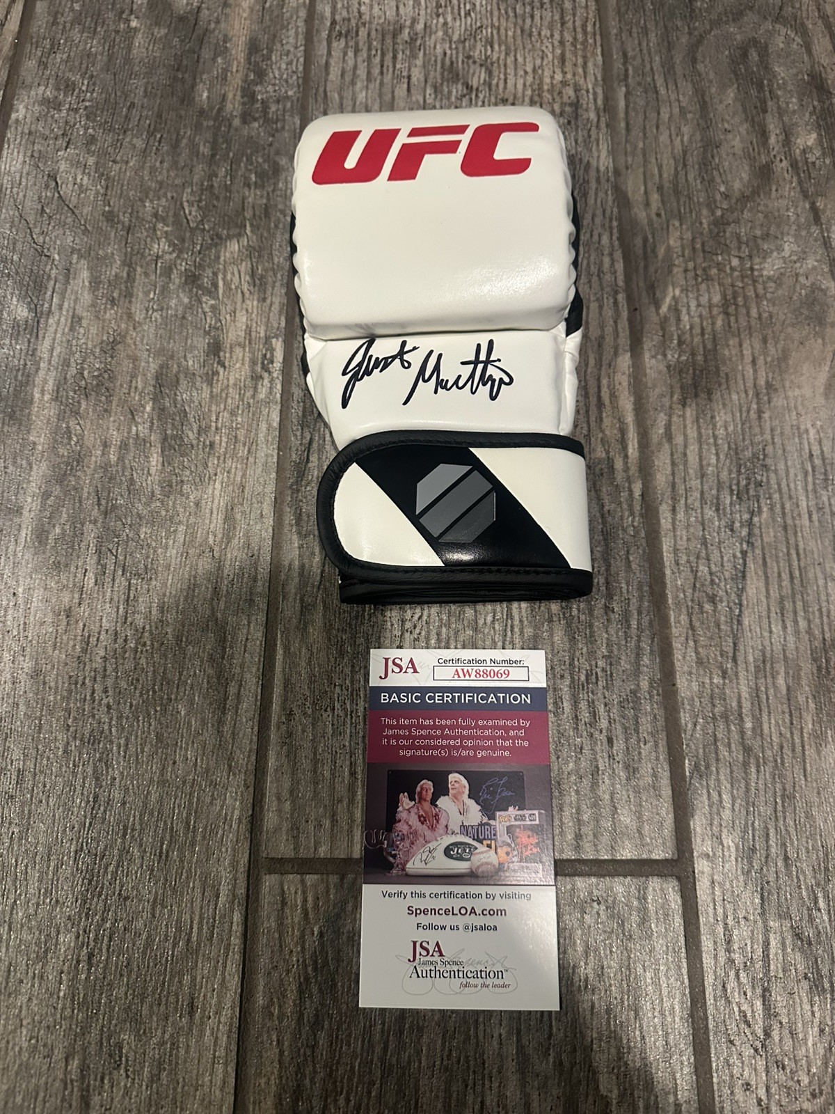 JUSTIN GAETHJE SIGNED UFC GLOVE JSA COA AUTO MMA AUTOGRAPHED FIGHTER HIGHLIGHT