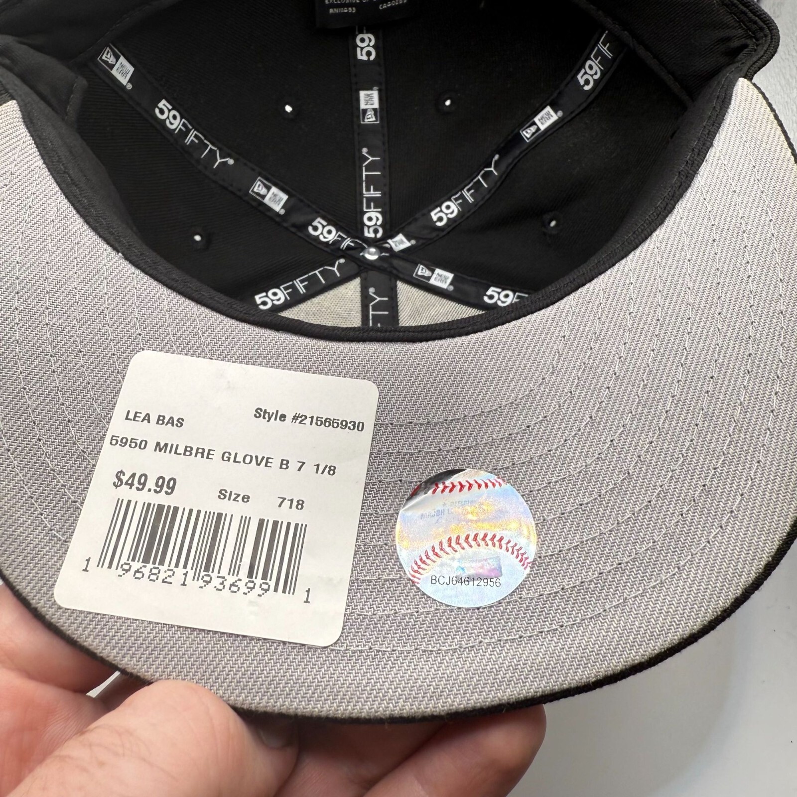 New Era 59FIFTY Milwaukee Brewers Solid Black Colorpack Fitted Hat Size 7 1/8 Ne
