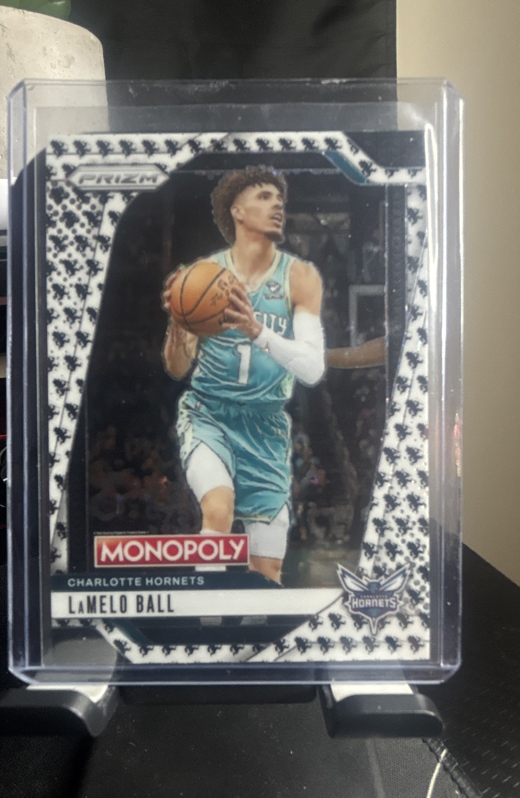 2024-25 Panini Prizm Monopoly – LaMelo Ball #31 Monopoly Man Black & White Prizm