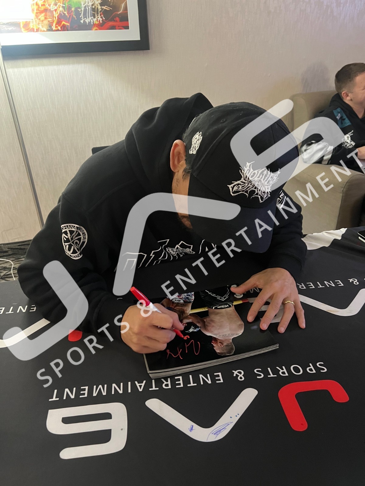 Max Holloway autographed signed framed 8×10 photo UFC JSA Justin Gaethje