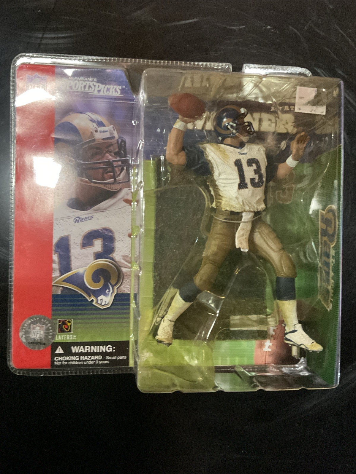 Kurt Warner McFarlane’s Sports Picks NFL Rams Action Figure NIB 2001