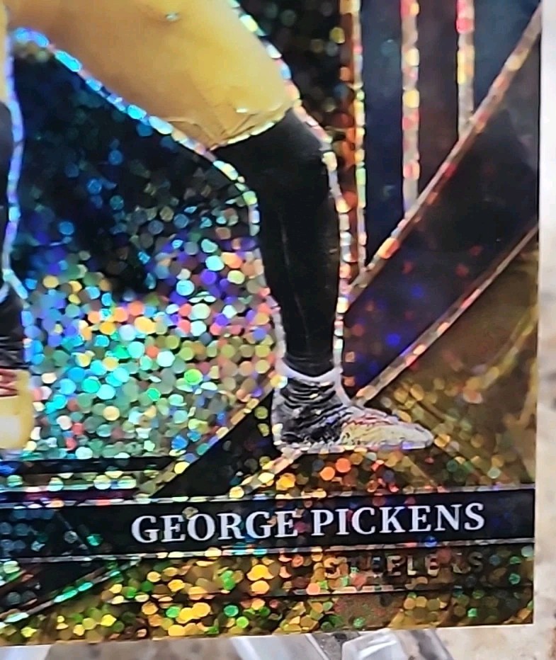 2022 Panini Select – Suite Level George Pickens #343 Cosmic Prizm (RC)