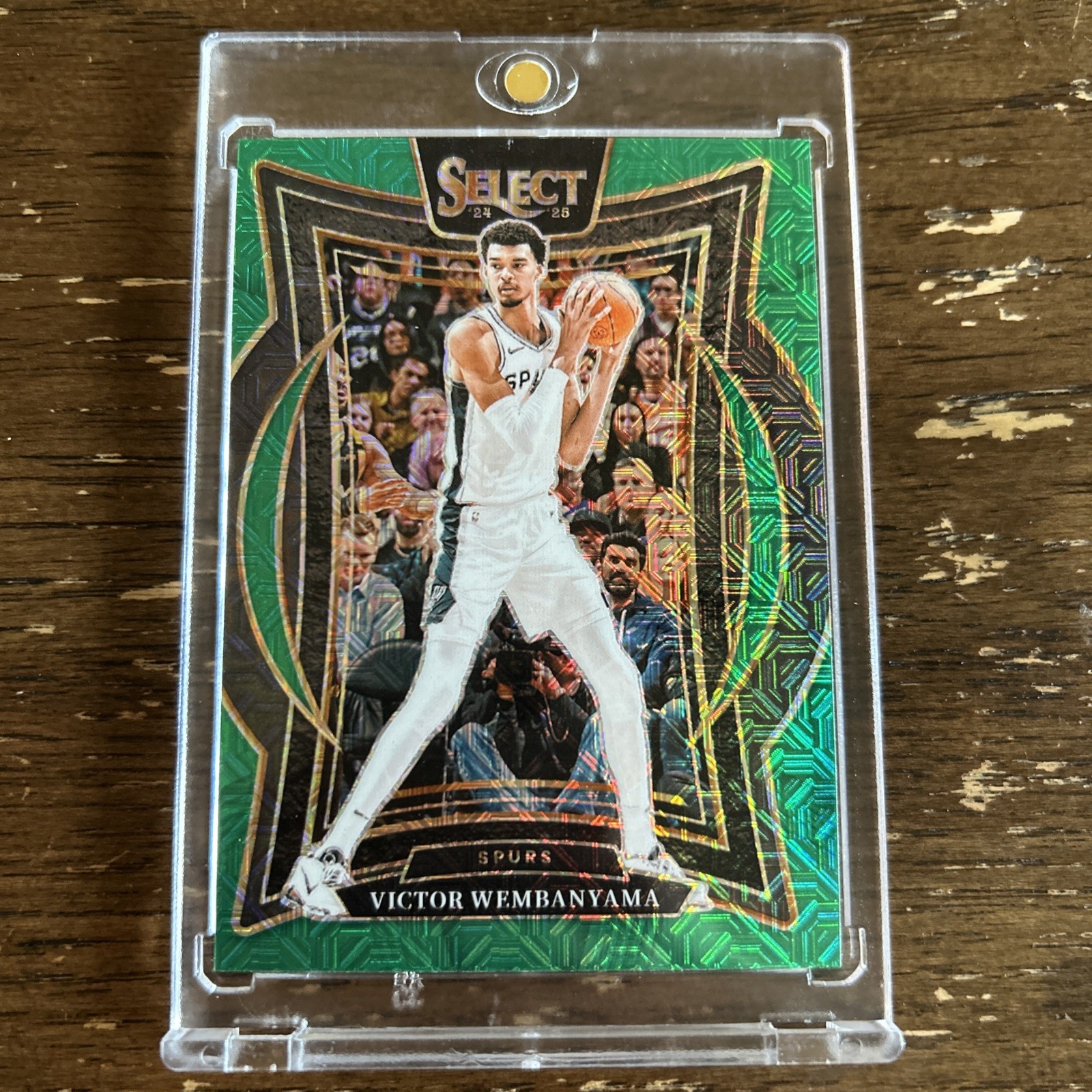 2024-25 Panini Select – Concourse Victor Wembanyama #9 Green Mojo Prizm