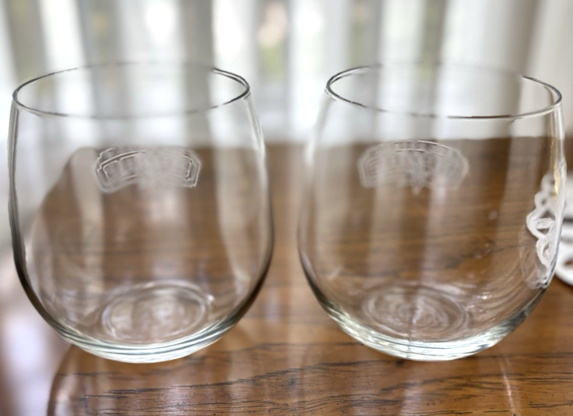 SAN ANTONIO SPURS STEMLESS WINE GLASSES!!!