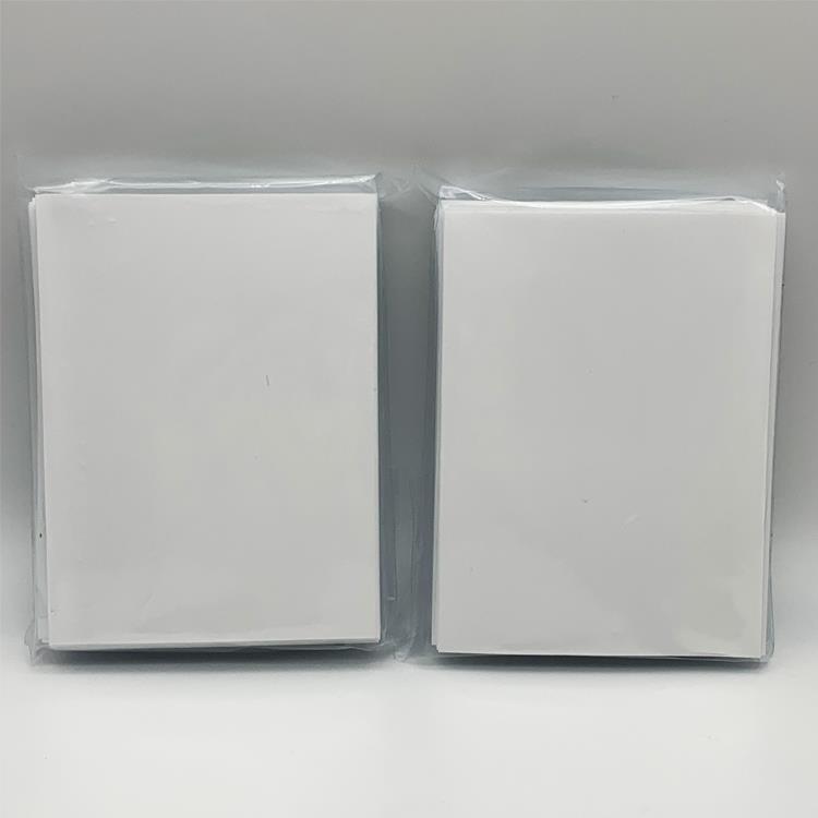 Lenayuyu 100pcs White Deck Protector Standard MTG Card Sleeves 66x91mm Glossy