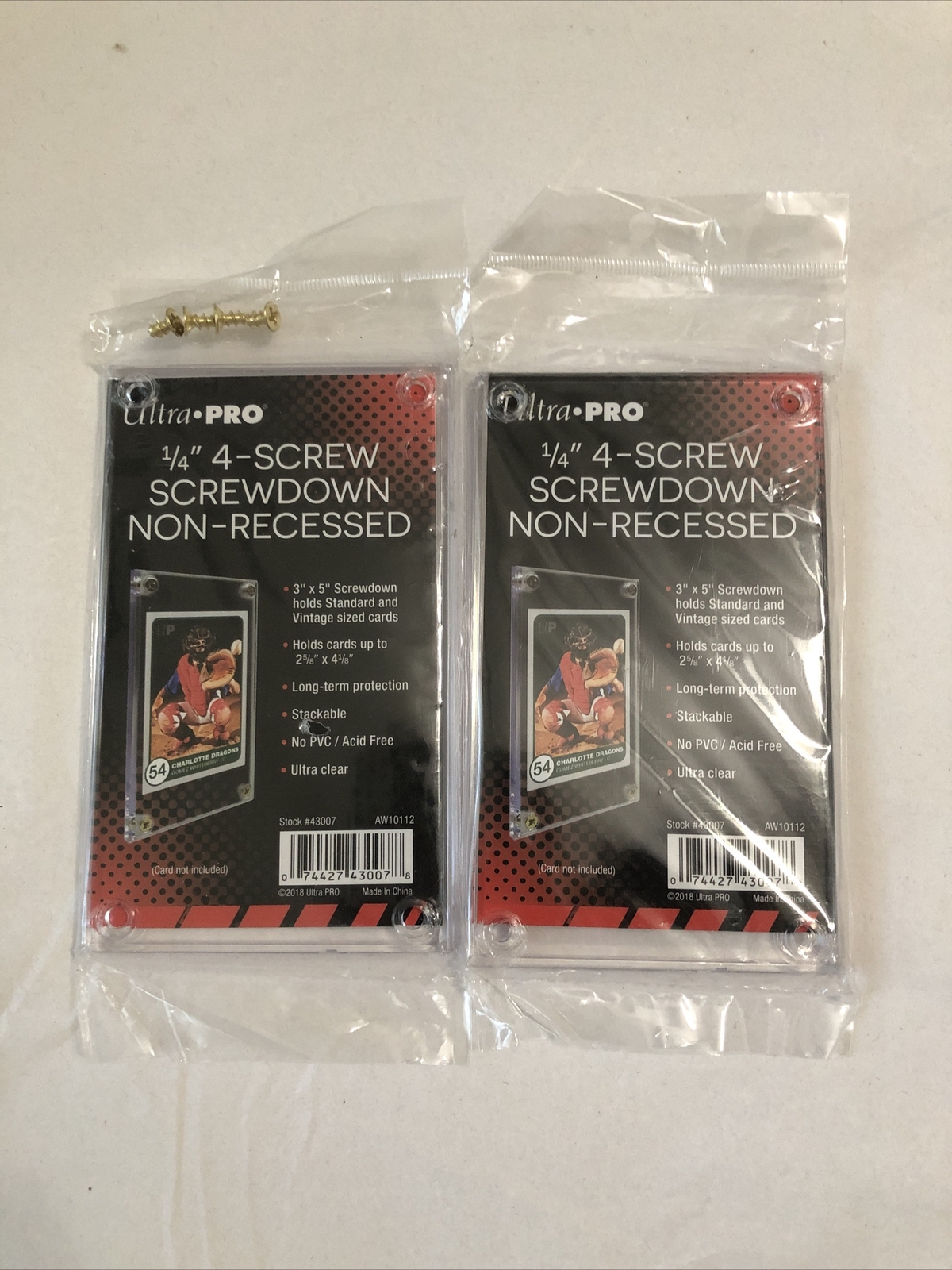 Ultra Pro 1/4″ 4-Screw Screwdown Non-Recessed 2 Pack (1 W/ Screws, 1 W/Out)